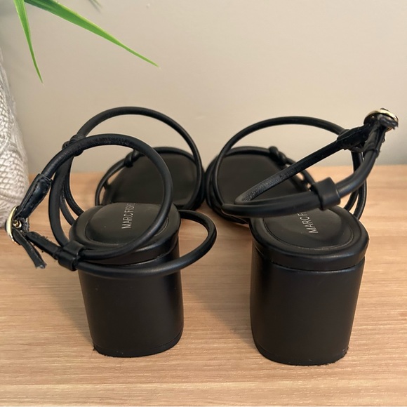 Marc Fisher
Women's Gurion Square Toe Dress Sandals in Black, size 6.5 - Picture 5 of 7